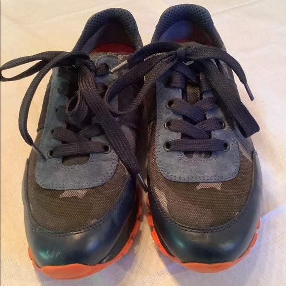 Prada Sneakers, authentic, comes with original bag! No box. - Picture 3 of 6